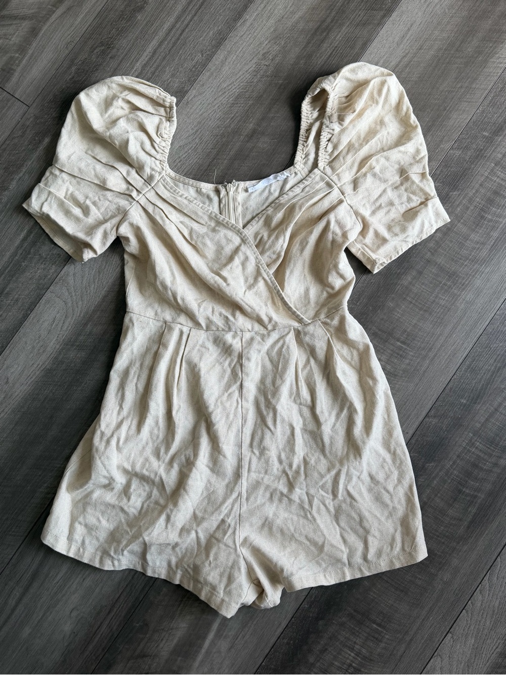 Nordstrom All in Favor Beige Linen Blend Sweetheart Neck Romper Women’s Sz S